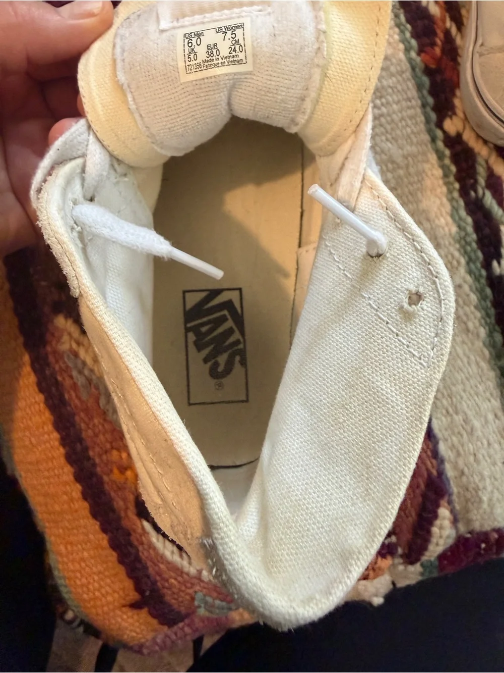 Vans Off-White/Beige Mid-Top Suede Sneakers Size 7.5/38